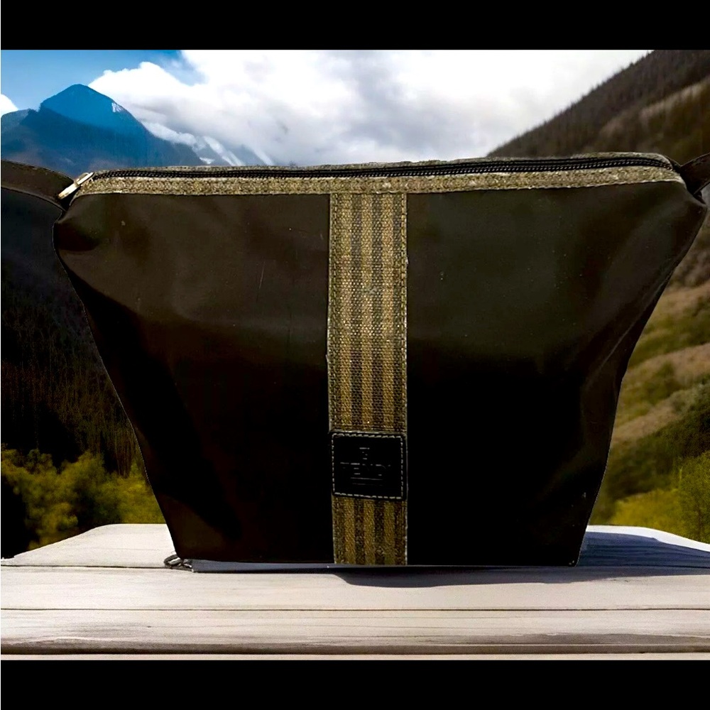 FENDI Pequin Vanity Handbag - Picture 2 of 11